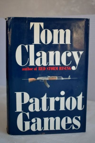 Item #INV229 Patriot Games. Tom Clancy.