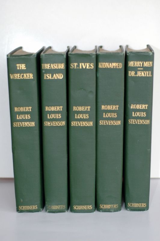 Item #biblio658 Five Volumes Series: Kidnapped- St. Ives- Merry Men and Other Tales and Fables and The Strange Case of Dr. Jekyll and Mr Hide- Treasure Island- The Wrecker. Robert Louis Stevenson.